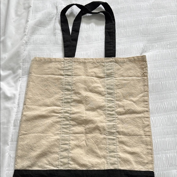 ❤️Cream and Black Canvas Tote Bag “Bridesmaid” logo - Picture 3 of 4
